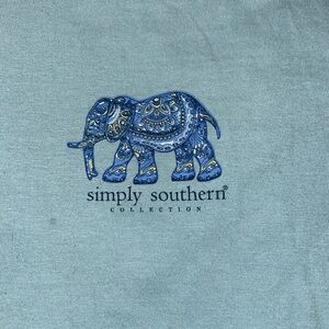 Women’s Size XL simply southern SS shirt